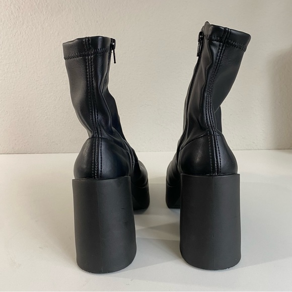 ASOS Elsie high heeled sock boot - Picture 10 of 16